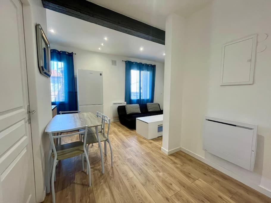 T2 Renove A 15 Min De Lyon Apartment Pierre-Bénite Exterior photo