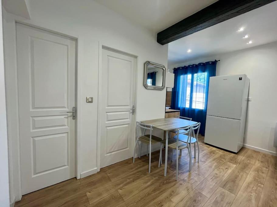 T2 Renove A 15 Min De Lyon Apartment Pierre-Bénite Exterior photo