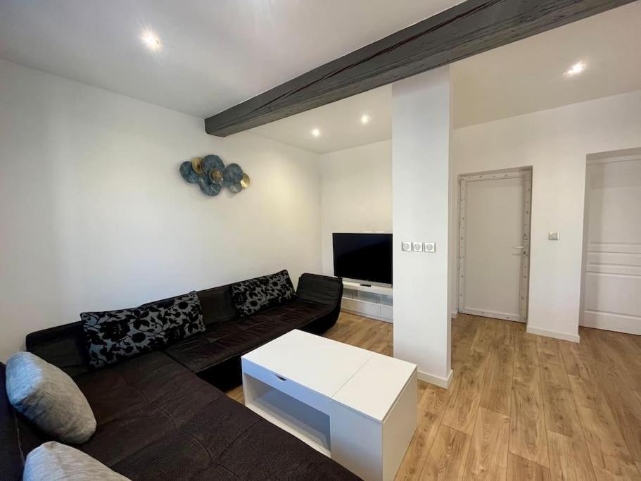 T2 Renove A 15 Min De Lyon Apartment Pierre-Bénite Exterior photo